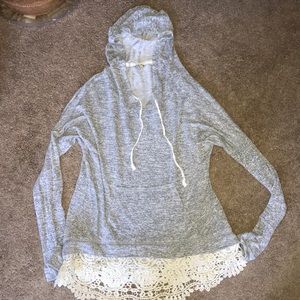 Thin sweatshirt